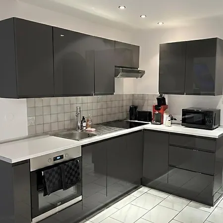 Spacieux Duplex A Apartman *